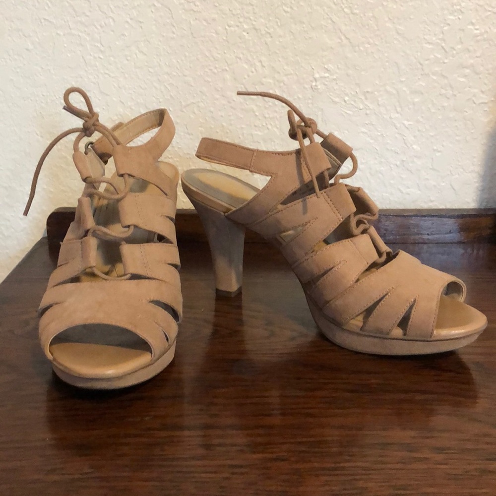 Nude naturalizer lace up suade heels. Size 9.